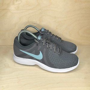 Nike Women's Revolution 4 Wide Ocean Bliss Size 7